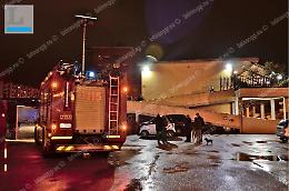 Maltempo, cede il muro di contenimento di un garage interrato in via Londra