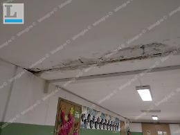 Infiltrazioni alla scuola Grazia Deledda, interdetto il terzo piano