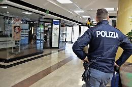 Colpo di pistola sulla vetrina e un furto, ottici nel mirino: fermato sospettato