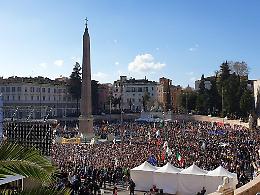 La Lega invade piazza del Popolo per Salvini: dalla provincia 500 militanti