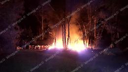 Incendio in una baracca in via dei Volsci, muore un uomo