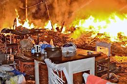Incendio nella baracca, il senzatetto morto aveva un handicap alle gambe