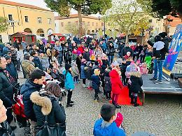 Il Natale Apriliano si chiude con il volo e il rogo della Befana