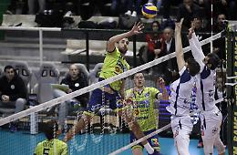 La Top Volley espugna al tie break Siena e ipoteca la salvezza