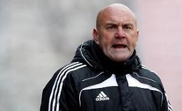 Follia Favarin, l'ex Latina d&agrave; una testata ad un collega