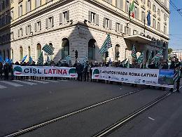 Sindacati in piazza contro il Governo Lega-M5S: anche i pontini a Roma