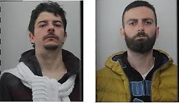 Due rapine col machete nei supermercati in 2 ore, arrestati