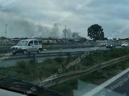 Quelli che non mollano sull'Autostrada Roma Latina e riprendono la battaglia