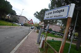 Latina, tentano il furto in casa e scappano dal cortile della scuola