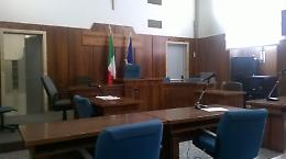 Latina, fuga in citt&agrave; con il mezzo rubato, confermati i domiciliari