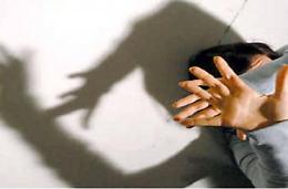 Picchiano una ragazza e la sequestrano: arresti e denunce. Un indagato &egrave; di Anzio