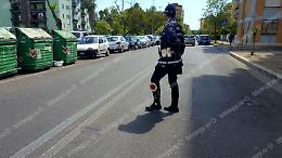 Investito da un'auto in via dei Volsci, grave un anziano