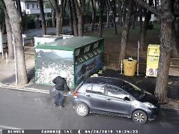 Fototrappole, stretta sui furbetti dei rifiuti a San Felice Circeo