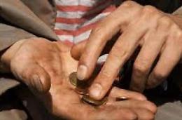 Sempre più persone in difficoltà, nuovo accordo con la Caritas
