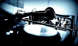 Musica troppo alta in un locale di Ponza, denunciato un 37enne