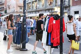 Saldi estivi al via: ecco le regole di Confcommercio per acquisti sicuri