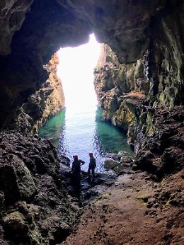 Sulle tracce di Ulisse, riafforano i segreti delle «cave grotte» omeriche
