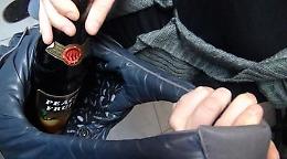 Ferragosto sicuro, due ragazze arrestate per furto in un supermercato