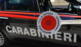 Lite in famiglia, moglie accoltella il marito: arrestata