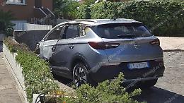 Suv bruciato alla consigliera di Lbc, l'autore ripreso dalle telecamere