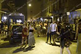Marciapiedi occupati senza autorizzazione, sanzionati i locali in zona pub