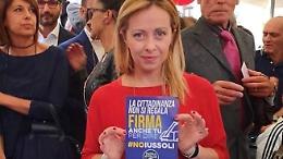 "No allo Ius Soli". Fratelli d'Italia raccoglie le firme contro la legge