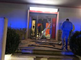 Monte San Biagio, colpo lampo con esplosione in banca nella notte