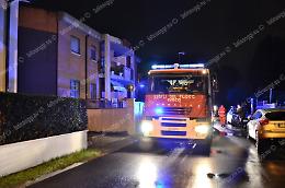 Fulmine si abbatte su un palazzo, paura a Latina Scalo