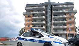 Via Roccagorga, l'ordinanza di demolizione mai firmata dal Comune
