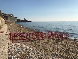 Individuati ordigni sul litorale di Sperlonga, spiaggia blindata
