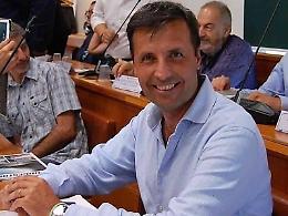 Pomezia, fontana imbrattata dai vandali. Parla Villani (M5S)