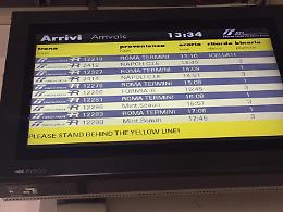 Guasto sulla linea ferroviaria, treni cancellati e ritardi