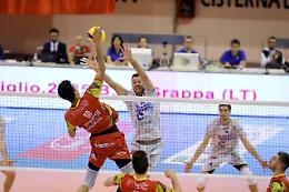 Troppo forti i campioni della Lube per la Top Volley Cisterna