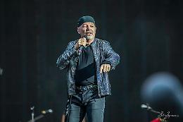 "Un mondo migliore" ai ritmi di Vasco Rossi, la proiezione