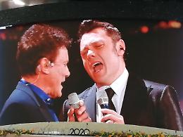 Festival di Sanremo, Ariston in piedi per Tiziano Ferro e Ranieri