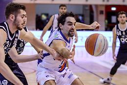 La Benacquista ritrova il sorriso superando nel derby l'Eurobasket