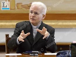 Il Vescovo visita l'hospice San Marco e ringrazia infermieri e volontari