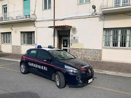 Promettevano posti di lavoro ministeriali in cambio di soldi