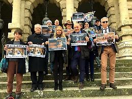 Contro gli animali nei circhi: due pontini firmano la proposta