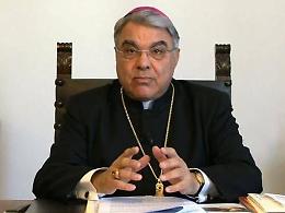 Veglia di Pasqua col vescovo di Albano. E domani raffica di dirette web