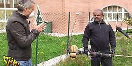 Coronavirus, comunione senza guanti: il parroco di Penitro si scusa in un video