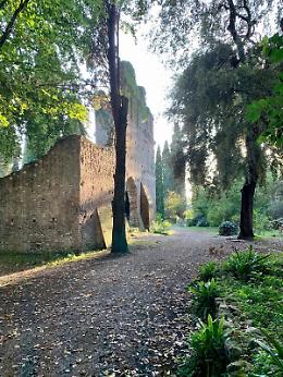 Lazio delle Meraviglie: il Giardino di Ninfa "sfida" Villa d'Este a Tivoli