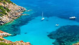 Fase 2, collegamenti marittimi verso la ripartenza. Sognando la Corsica
