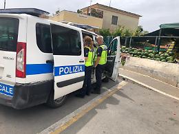 In frutteria senza mascherine, scatta la sanzione