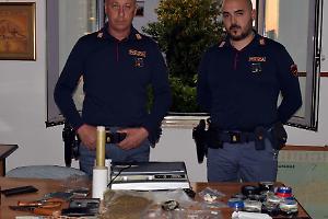 Spacciavano in due case, concessi i domiciliari