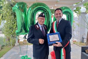 Cento candeline per l'ex carabiniere Michele Battista