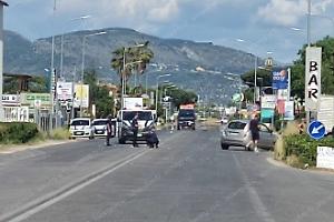 Incidente sulla Pontina, grave un centauro elitrasportato al San Camillo