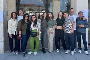 Le associazioni in piazza contro la violenza sulle donne