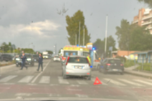 Investimento su via Carroceto, donna in codice rosso