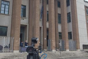 Masturbano un disabile con dei ramoscelli e filmano tutto, condannati a 4 anni e 6 mesi